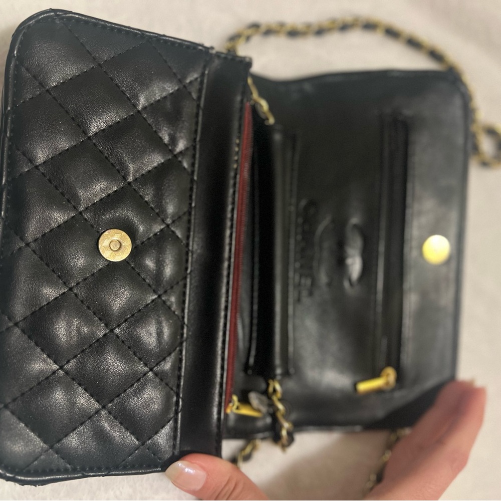 Lookalike channel black